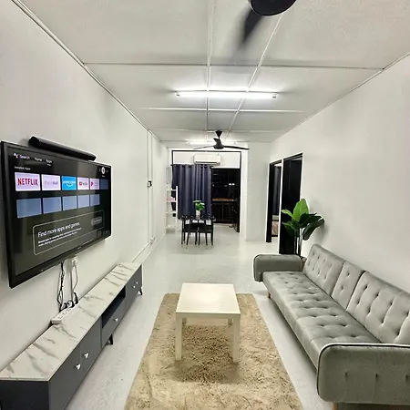 Homestay Syahezzie Fully Aircond Netflix With Jacuzi Ampang  Exterior photo