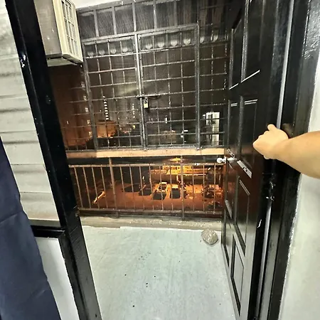 Homestay Syahezzie Fully Aircond Netflix With Jacuzi Ampang  Exterior photo